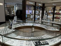 -宝岛眼镜(群光广场店)