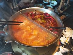 -湊湊火锅·茶憩(新中关购物中心店)