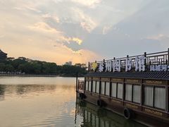 -春兰国宾馆(凤城河风景区老街店)