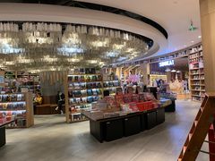 -覔书店(壹方城店)