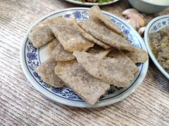 老北京炸灌肠-门框胡同百年卤煮(新街口店)