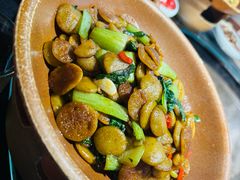 河溜豆饼-挂旗柴锅鸡(蚌山区嘉年华店)