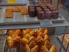 -好利来(上海虹桥新天地Lab主题店)