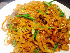 -蚝美人·生蚝海鲜烧烤(茶花园店)