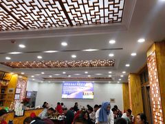 大堂-撒拉人家.酸菜牦牛肉火锅