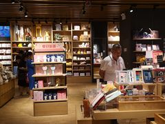 -九木杂物社(恒隆广场店)