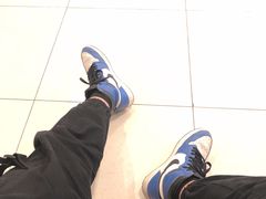 -新白鹿餐厅(金鹰新街口店)