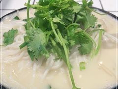 -肥汁米蘭香港米线(长宁来福士店)