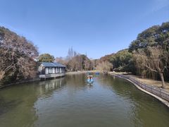 -小杨生煎(金山百联购物中心3楼店)