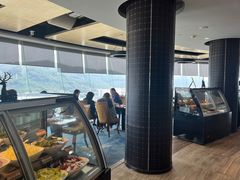 -宝利来国际大酒店-凤凰阁旋转餐厅