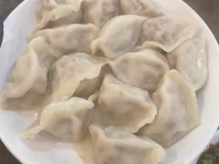 -周家大连水饺(美专校街店)