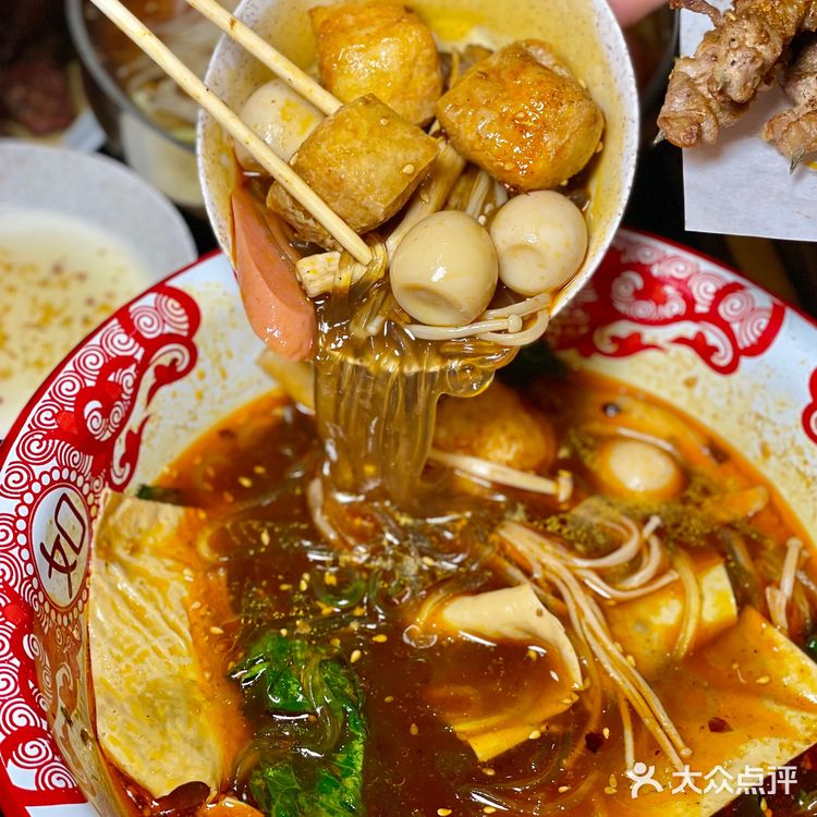 吃东北烧烤,你说不知道头牌我都不想和你吃❗❗❗