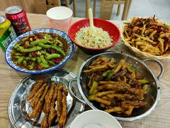 -江城燕子大排档(江汉路步行街店)