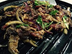 -燚店·铁板鱼蛙·烤肉·烤串(北新桥店)
