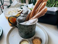 面包棍-靡瑅miti西式融合餐吧(星海湾水岸风情街店)