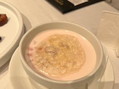 燕窝草莓酸奶-北京厨房(SKP店)