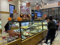 面包甜点陈列柜-味多美(民星路店)