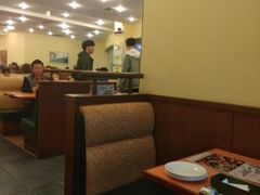 卡座-萨莉亚意式餐厅(河东万达店)