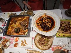 -肥肥虾庄·金牌油焖大虾(汉口城市广场店)