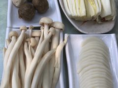 -范饭椰林川湘味海鲜·椰子鸡(三亚湾椰梦长廊店)