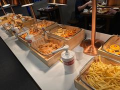 -言玖鲜火锅串串披萨自助(益田假日店)