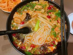 -螺小胖柳州螺蛳粉(钟楼总店)