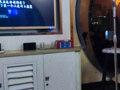 -艾尚主题式KTV(艾溪湖绿地店)