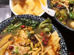 -粉家柳州螺蛳粉(杨宅路店)