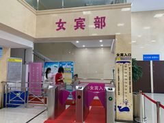 -金银湖市民文体活动中心恒温游泳馆