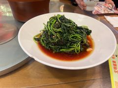 -黄泥岗·地道湖北菜(奥特莱斯店)