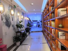 -香山湖渔家大院