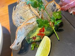 牛油果酱配新鲜面包-The Diner X餐厅(青岛万象城店)