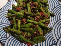 榄菜肉末四季豆-龙记烧腊茶餐厅(常德路店)