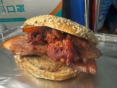 -老天桥酱肉烧饼夹肘子(天桥店)
