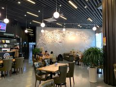 大堂-汽车博物馆主题餐厅