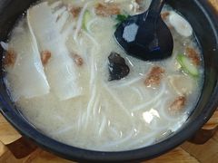 -桥香园过桥米线(国贸店)