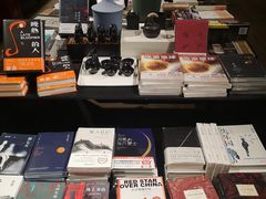 -阅西安新华书店(翠华南路店)