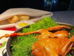 -弦月窗LUNETTE BY AMANDA(复兴路店)