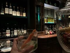 -DM Distiller & Mixologist Whisky Cocktail Bar