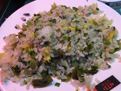 酸菜炒饭-天都火锅酒楼(虹梅南路店)