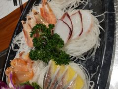 -青瓦餐厅·生鱼片·韩园烤肉(西塔店)