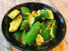 拍黄瓜-一棠龙虾•王牌虾球(光谷天地店)
