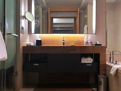 -青岛富力艾美酒店