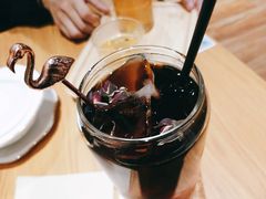 -ZING COFFEE 镜咖啡