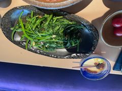 炝炒地瓜叶-山石榴·贵州菜(丰盛里店)