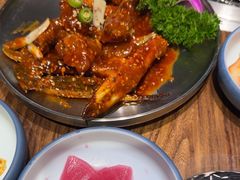 -明洞阿姨·韩式酱蟹烤肉·创意料理(三元桥店)