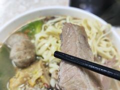 -华威达牛庄(黄埔大道西店)
