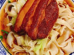 大肉面-佰仙面馆