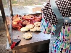 腊牛肉夹馍-杨天玉腊牛羊肉店