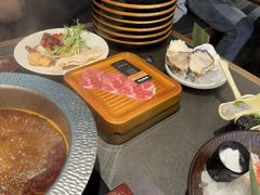 -牛YO寿喜烧·铁板烧和牛火锅自助(市府恒隆店)